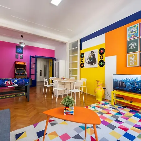 Apartment Synagogue In Heart Of Budapest